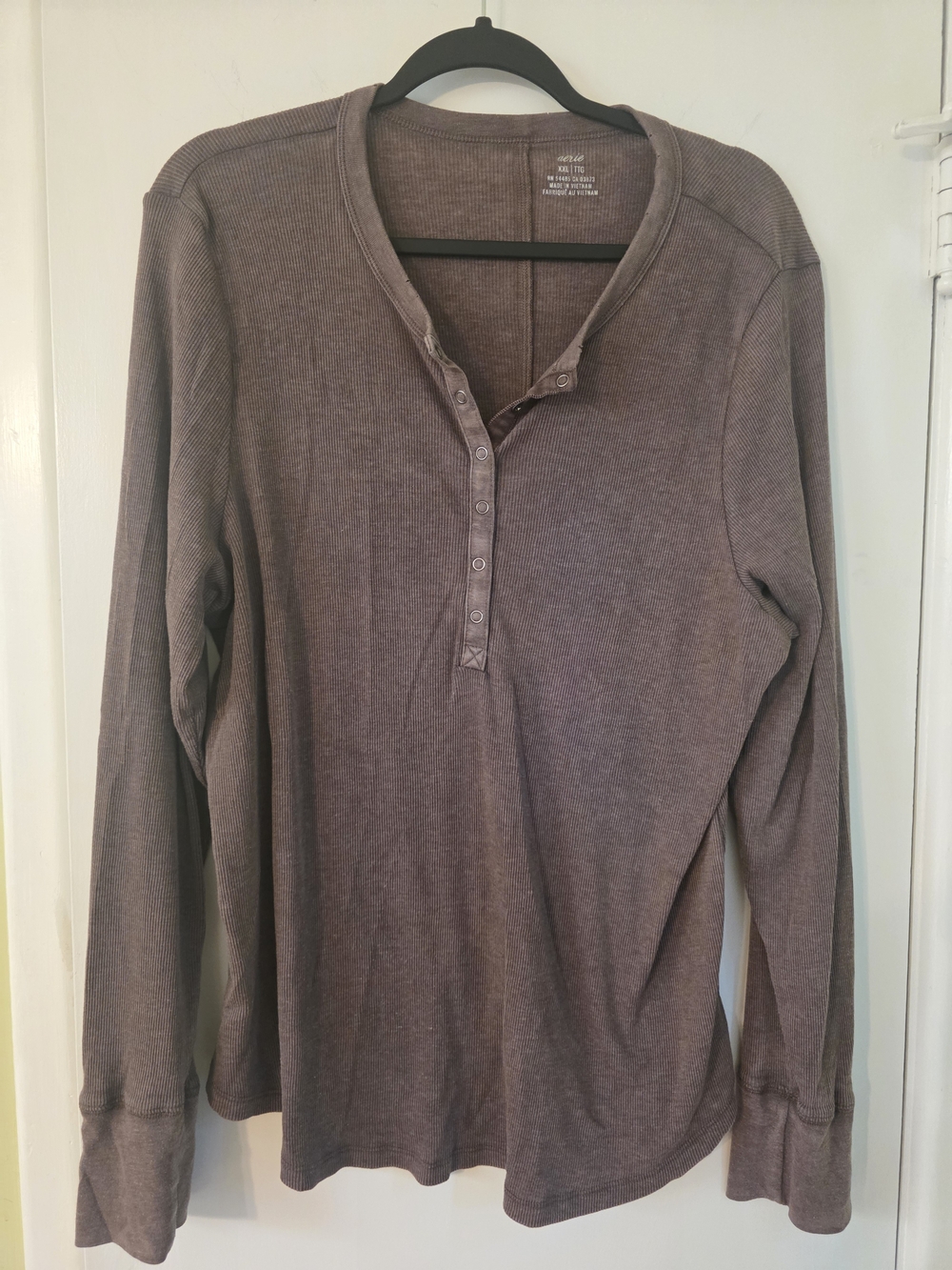 aerie Long Sleeve Ribbed Henley Top in Relic Brown XXL